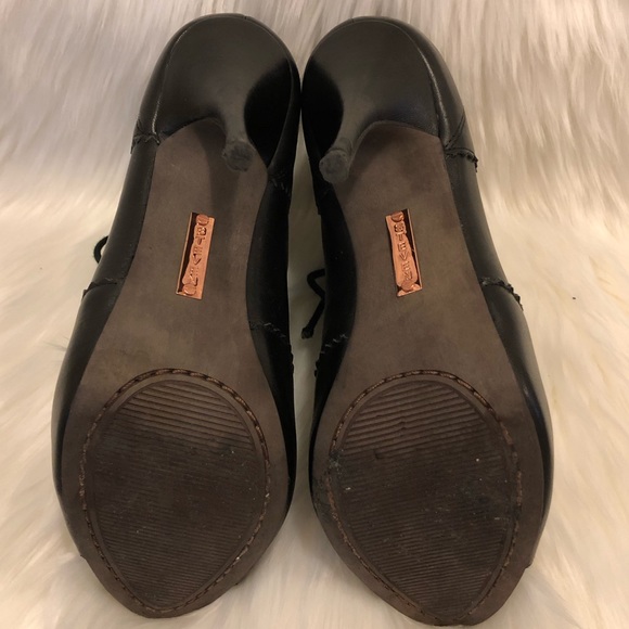 STEVEN by Steve Madden Lace up Ankle Booties - Picture 5 of 6